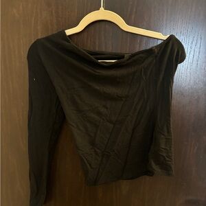 Lulu's Classic Black Long Sleeve Top